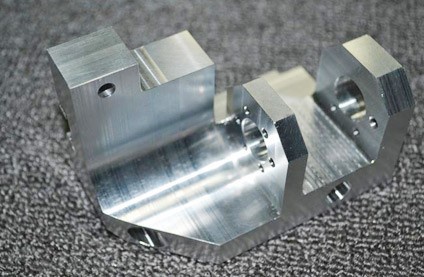 醫(yī)療設(shè)備零件加工